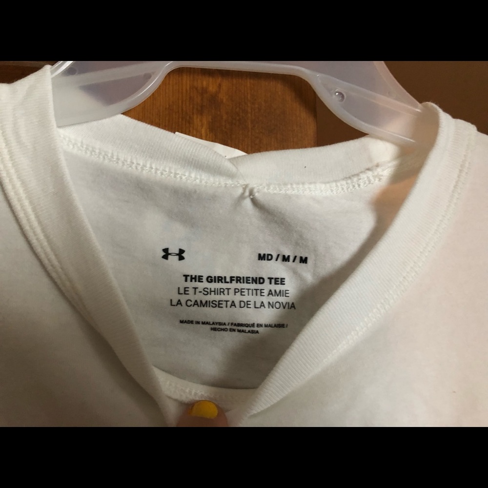 Reebok shirt - Picture 2 of 3